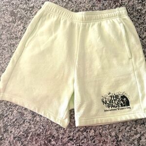 The North Face Limited Edition Vintage Logo Fleece Shorts - Lime Cream